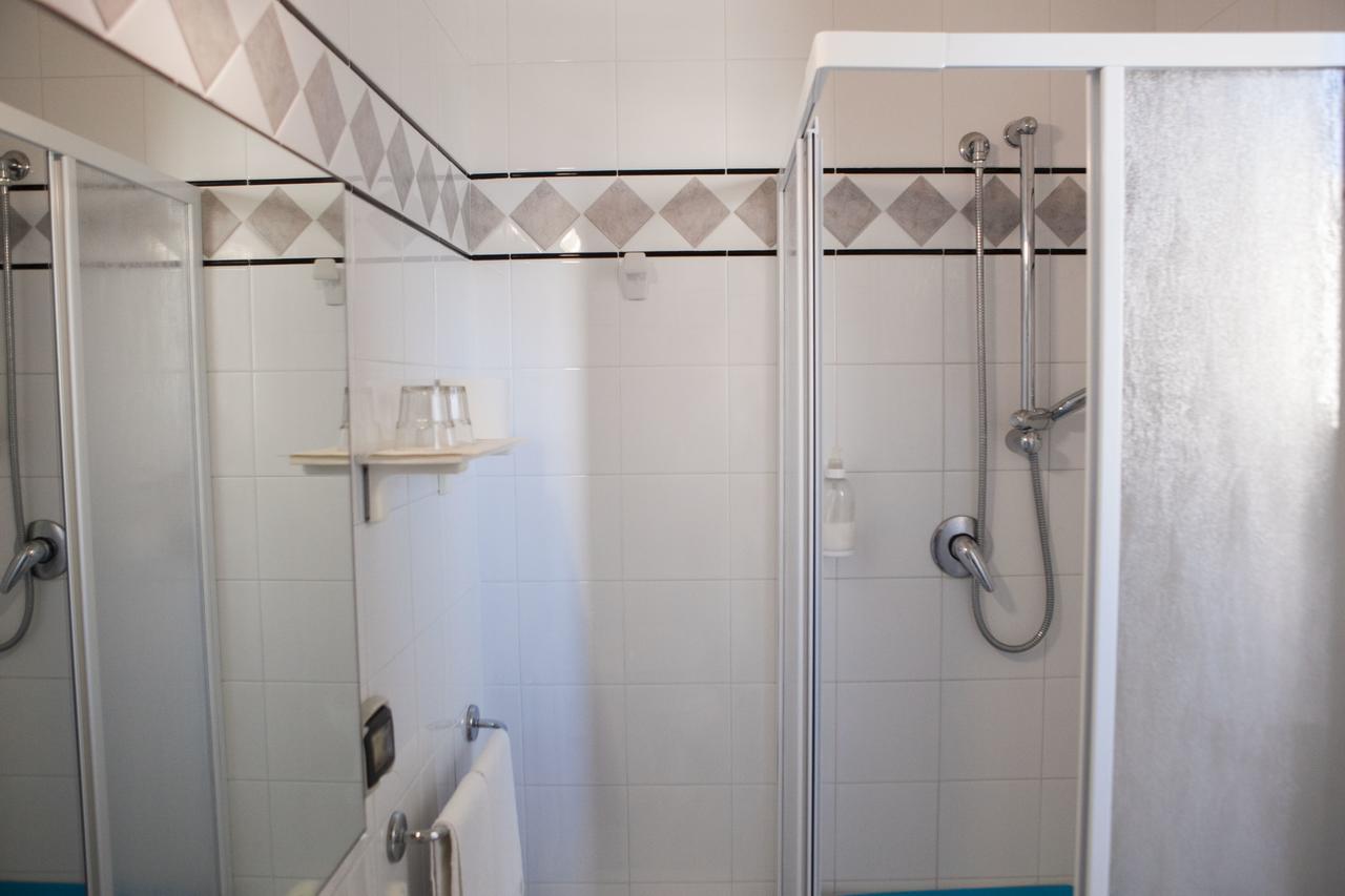 Albergo Lucy Trani Zimmer foto